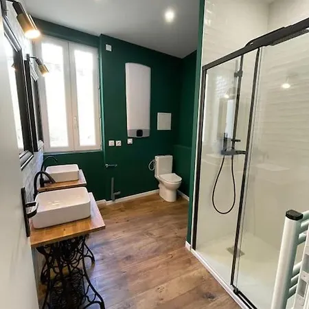 Bel Renove. Superbe Emplacement. *