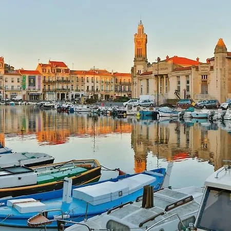 Bel Renove. Superbe Emplacement. 塞特港