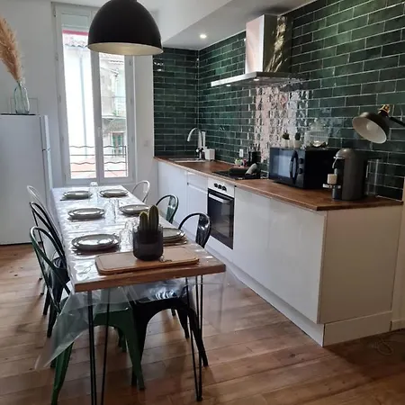 Bel Renove. Superbe Emplacement. 塞特港